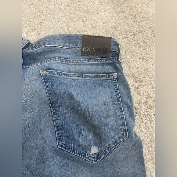 Express Distressed Slim Jeans - Picture 3 of 4